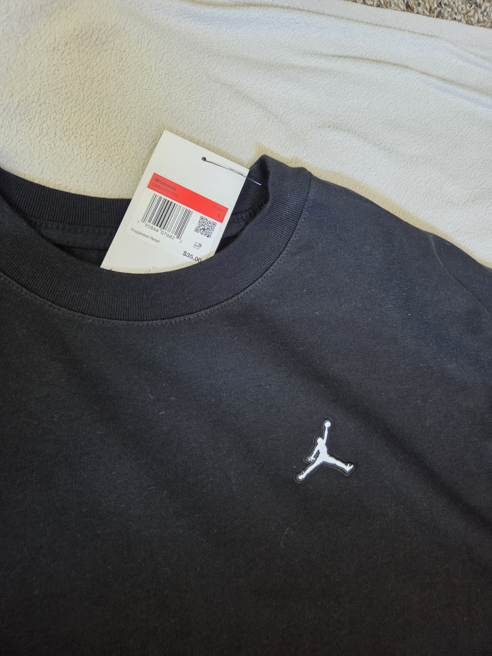 Jordan Black Short Sleeve Crew T-Shirt with White Jumpman - Picture 3 of 6